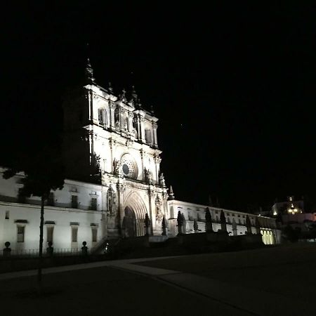 Apartamento Alcobaca Bagian luar foto